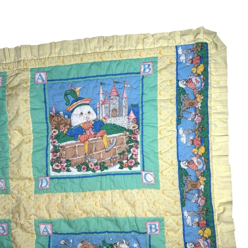 Vintage‎ Mother Goose Rymes Nursery Baby Quilt Crib Blanket Throw 43 x 34 Humpty